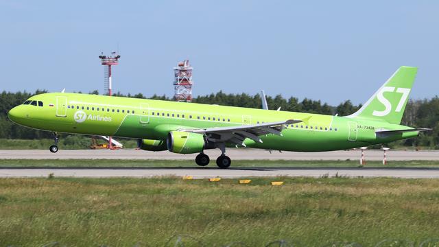 RA-73438:Airbus A321:S7 Airlines